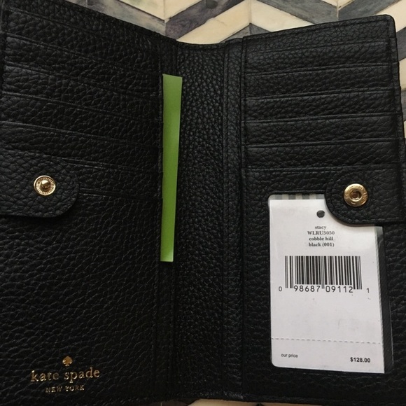 COPY - Kate Spade Wallet - Picture 3 of 4